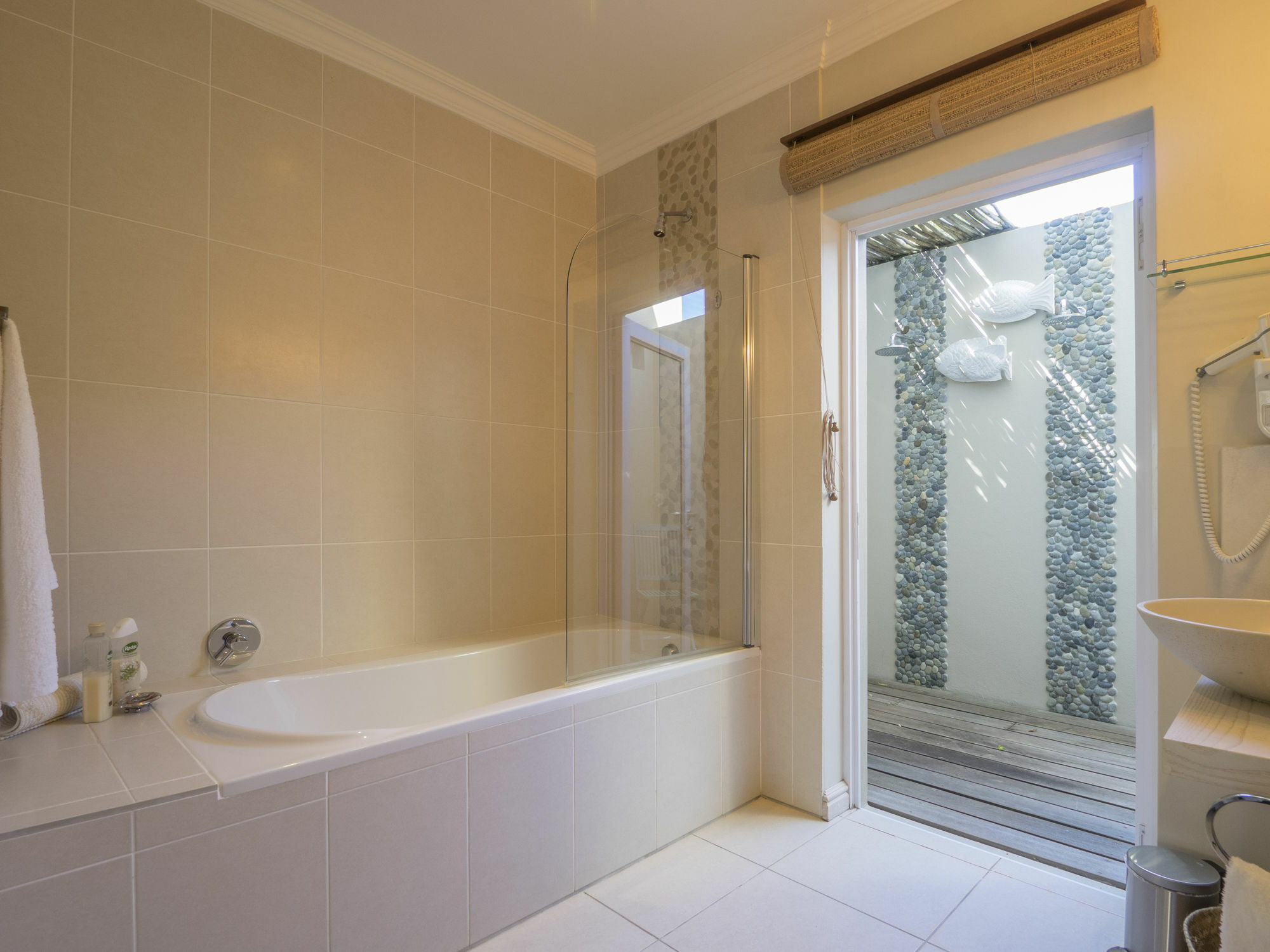 Bahari Beach House Plettenberg Bay Ngoại thất bức ảnh